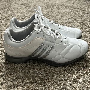 Women's Adidas Signature Natalie Golf Shoes, size 7.